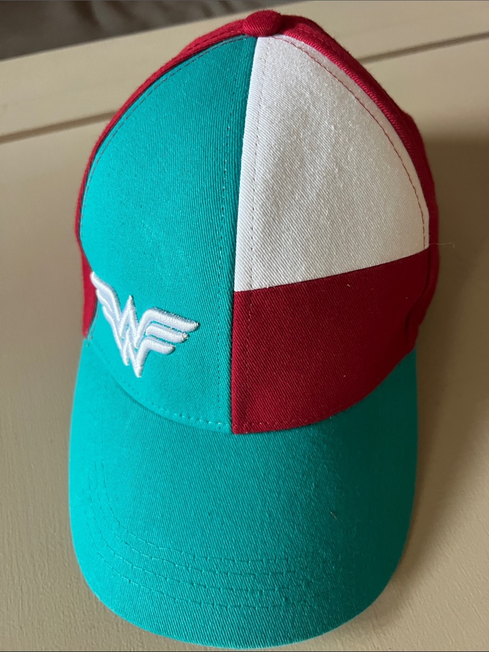 Wonder Woman Colorblock Baseball Cap in Teal, Red & White